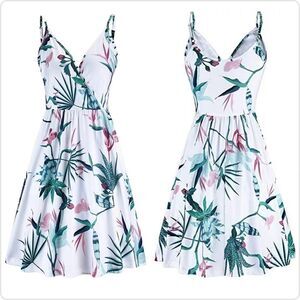 Styleword floral spaghetti strap summer dress with pocket sz S